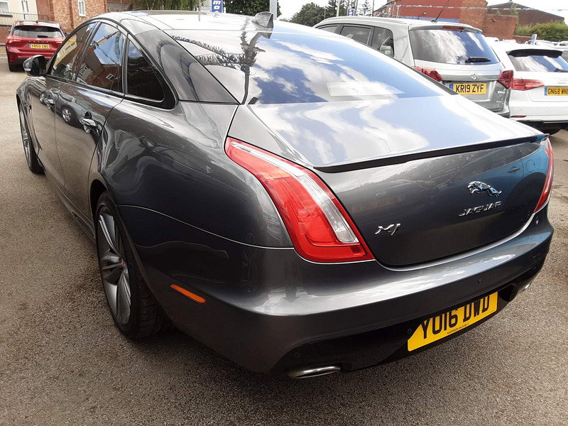 Jaguar XJ 3.0d V6 R-Sport Auto Euro 6 (s/s) 4dr 4dr Automatic 2026
