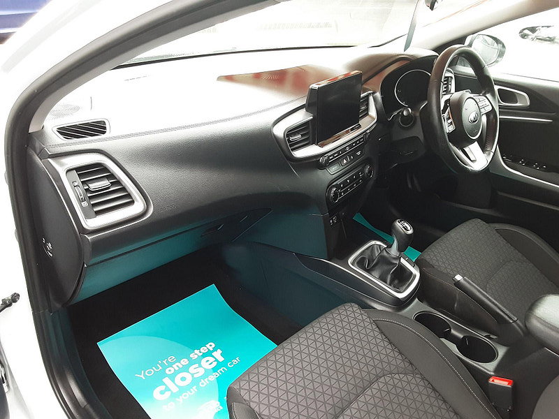 Kia Ceed 1.6 CRDi ECO 2 Euro 6 (s/s) 5dr 5dr Manual 2026