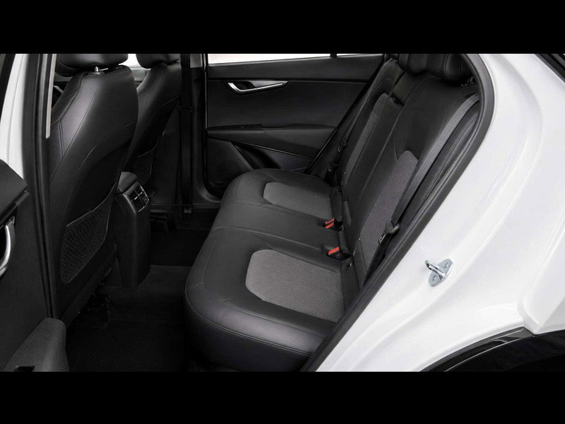 Kia Niro 1.6 Niro 3 HEV Semi-Auto 5dr 5dr Automatic 2026