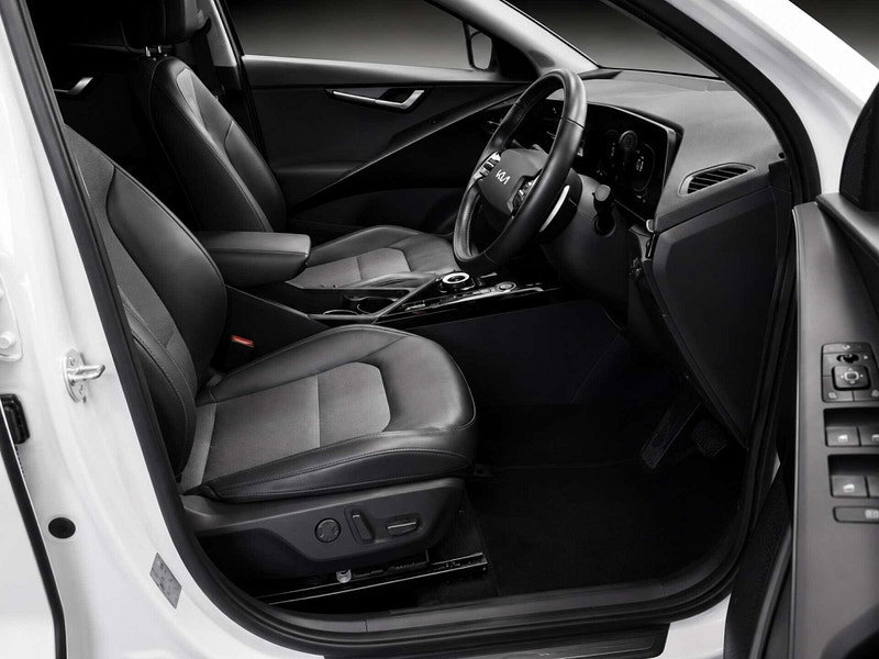 Kia Niro 1.6 Niro 3 HEV Semi-Auto 5dr 5dr Automatic 2026