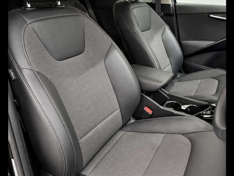 Kia Niro 1.6 Niro 3 HEV Semi-Auto 5dr 5dr Automatic 2026