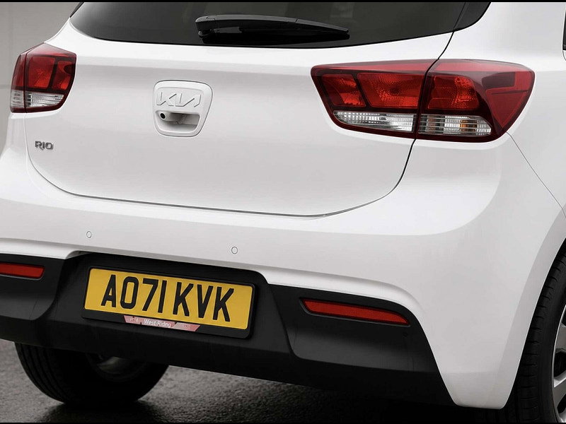Kia Rio 1.0 Rio 3 MHEV Semi-Auto 5dr 5dr Automatic 2026