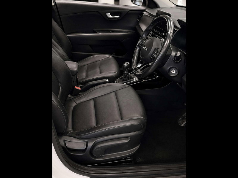 Kia Rio 1.0 Rio 3 MHEV Semi-Auto 5dr 5dr Automatic 2026
