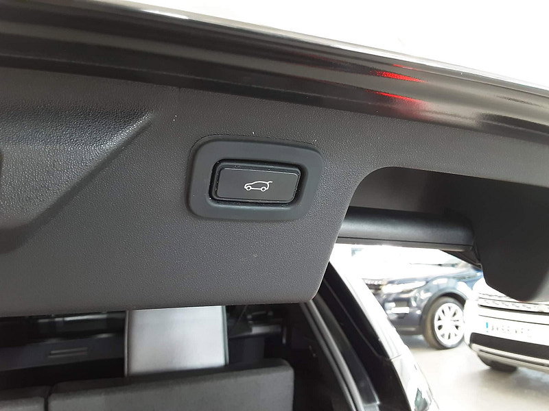 Land Rover Discovery Sport 2.0 D180 MHEV R-Dynamic SE Auto 4WD Euro 6 (s/s) 5dr (7 Seat) 5dr Automatic 2026