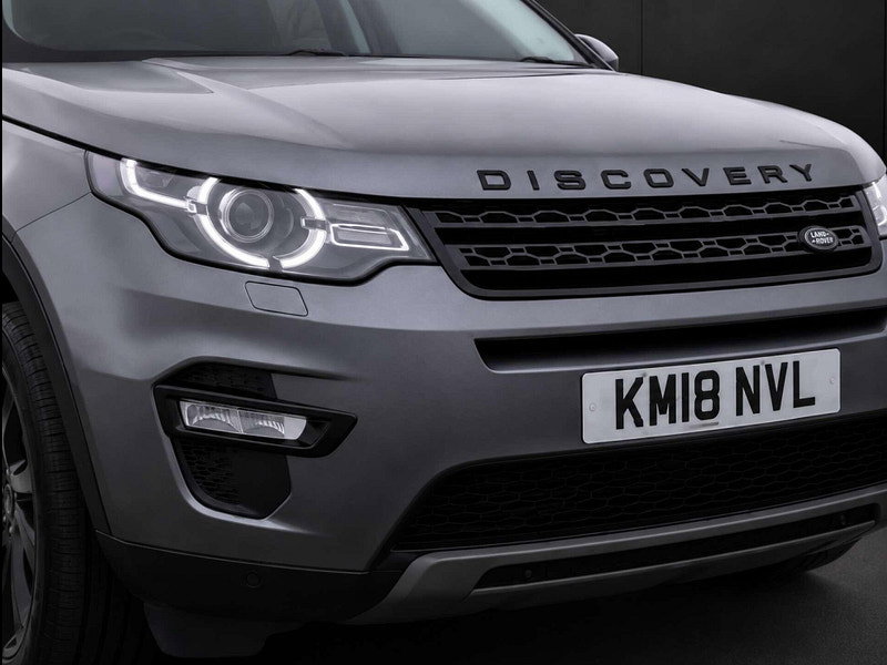 Land Rover Discovery Sport 2.0 Discovery Sport Black HSE TD4 Auto 4WD 5dr 5dr Automatic 2026