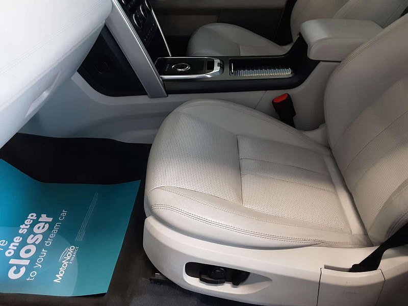 Land Rover Discovery Sport 2.0 Discovery Sport HSE TD4 Auto 4WD 5dr 5dr Automatic 2026