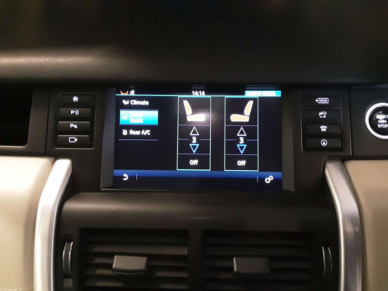 Land Rover Discovery Sport 2.0 Discovery Sport Luxury HSE TD4 Auto 4WD 5dr 5dr Automatic 2026
