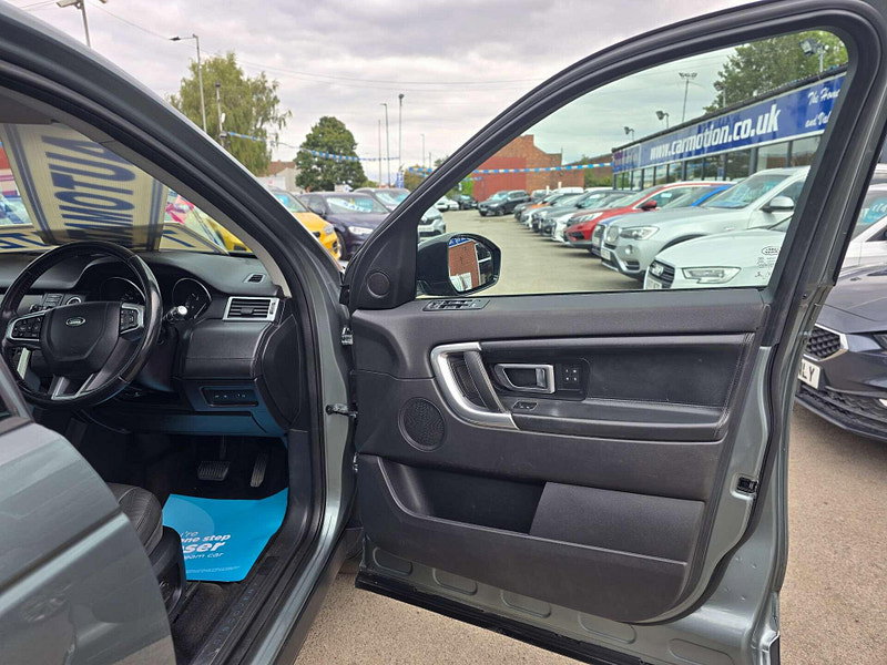 Land Rover Discovery Sport 2.0 Discovery Sport Luxury HSE TD4 Auto 4WD 5dr 5dr Automatic 2026