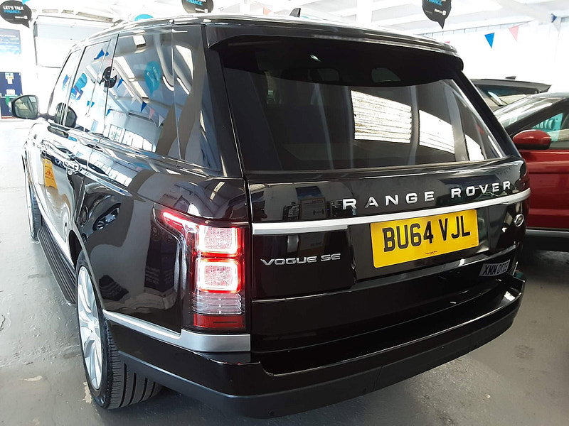 Land Rover Range Rover 3.0 TD V6 Vogue SE Auto 4WD Euro 5 (s/s) 5dr 5dr Automatic 2026