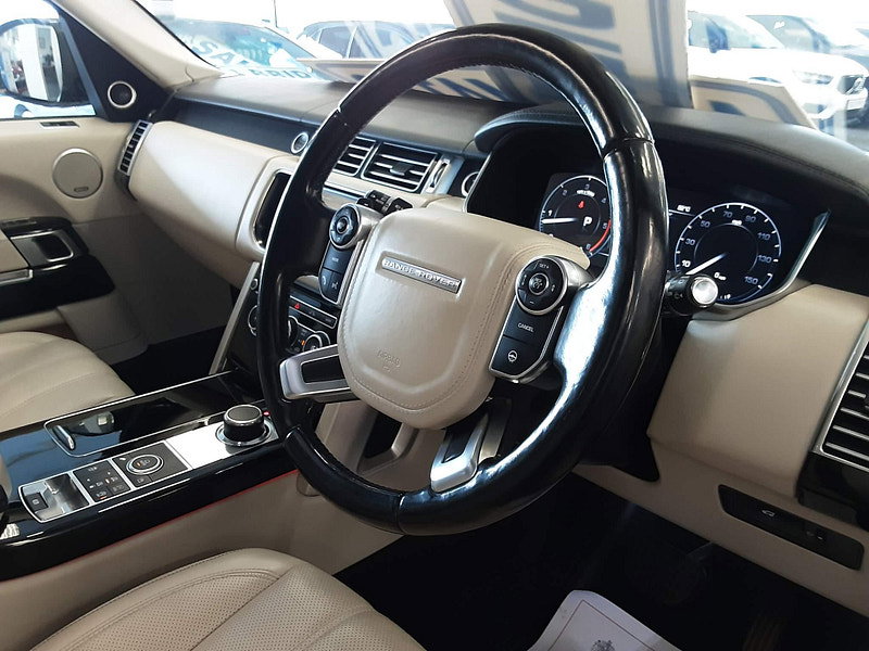 Land Rover Range Rover 3.0 TD V6 Vogue SE Auto 4WD Euro 5 (s/s) 5dr 5dr Automatic 2026