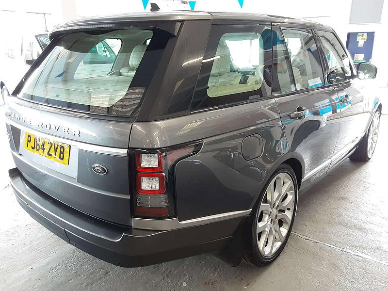 Land Rover Range Rover 4.4 Range Rover Vogue SDV8 Auto 4WD 5dr 5dr Automatic 2026