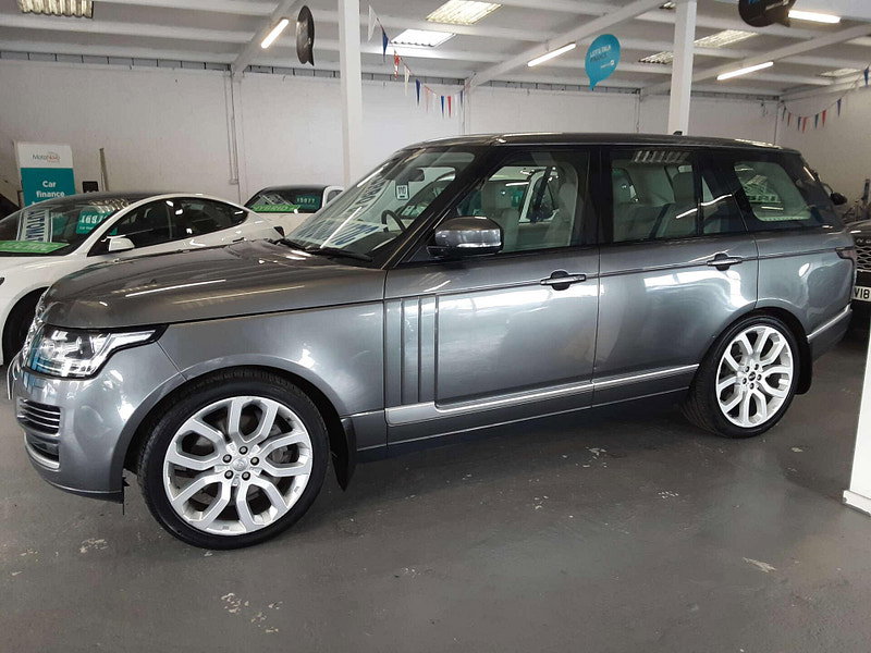 Land Rover Range Rover 4.4 Range Rover Vogue SDV8 Auto 4WD 5dr 5dr Automatic 2026