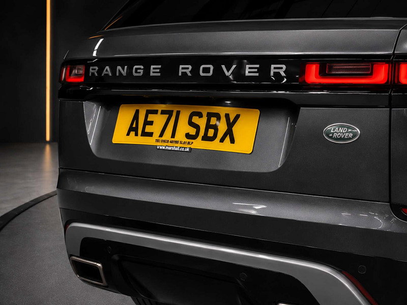 Land Rover Range Rover Evoque 1.5 P300e 12.2kWh R-Dynamic HSE Auto 4WD Euro 6 (s/s) 5dr 5dr Automatic 2026