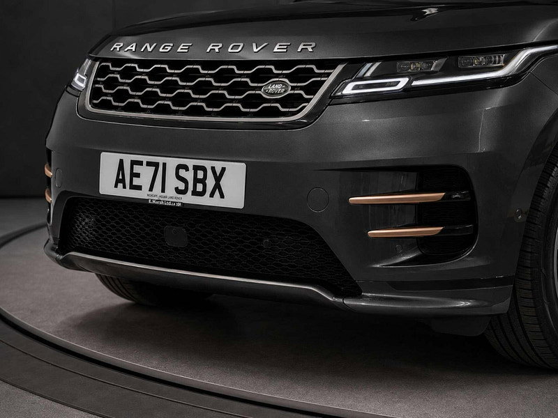 Land Rover Range Rover Evoque 1.5 P300e 12.2kWh R-Dynamic HSE Auto 4WD Euro 6 (s/s) 5dr 5dr Automatic 2026