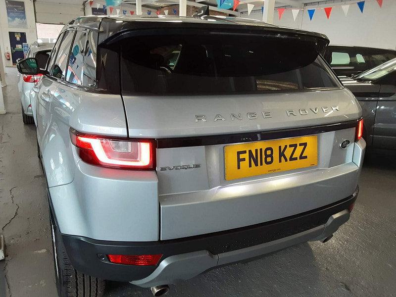 Land Rover Range Rover Evoque 2.0 TD4 SE Tech Auto 4WD Euro 6 (s/s) 5dr 5dr Automatic 2026
