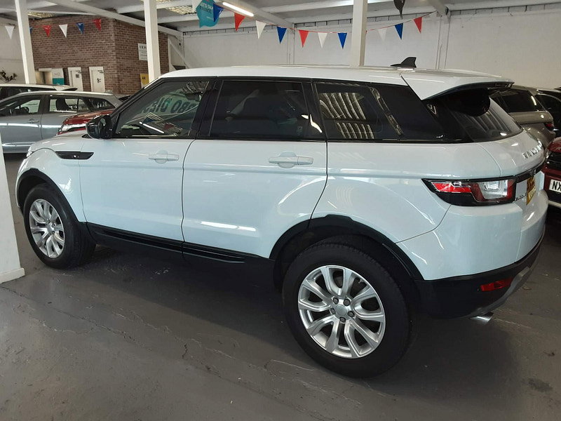 Land Rover Range Rover Evoque 2.0 TD4 SE Tech Auto 4WD Euro 6 (s/s) 5dr 5dr Automatic 2026