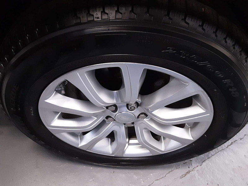 Land Rover Range Rover Evoque 2.0 Range Rover Evoque SE Tech TD4 Auto 4WD 5dr 5dr Automatic 2026