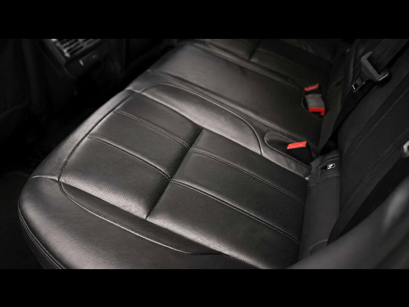 Land Rover Range Rover Evoque 2.0 Range Rover Evoque R-Dynamic SE D Auto 4WD 5dr 5dr Automatic 2026