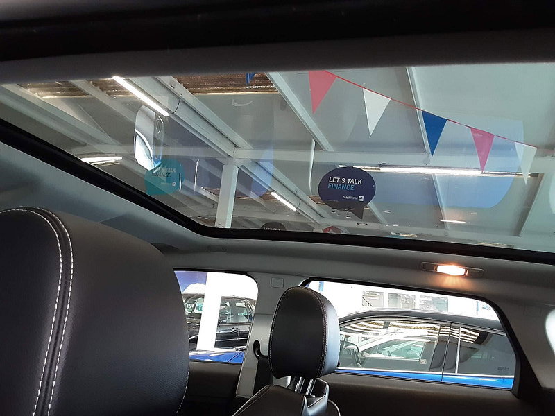 Land Rover Range Rover Evoque 2.2 Range Rover Evoque Dynamic SD4 Auto 4WD 5dr 5dr Automatic 2026
