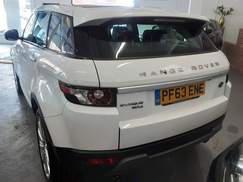 Land Rover Range Rover Evoque 2.2 SD4 Prestige 4WD Euro 5 (s/s) 5dr 5dr Manual 2026
