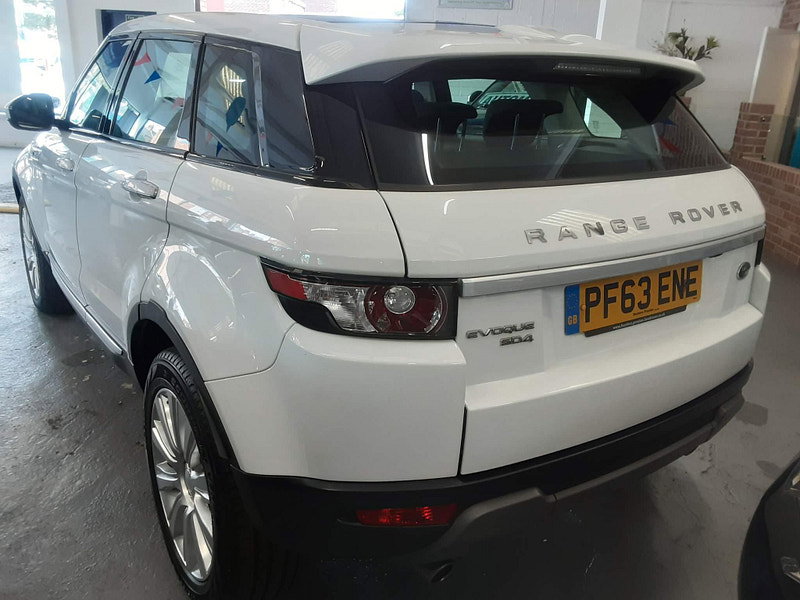 Land Rover Range Rover Evoque 2.2 SD4 Prestige 4WD Euro 5 (s/s) 5dr 5dr Manual 2026
