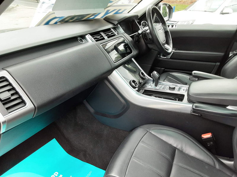 Land Rover Range Rover Sport 2.0 P400e 13.1kWh HSE Auto 4WD Euro 6 (s/s) 5dr 5dr Automatic 2026