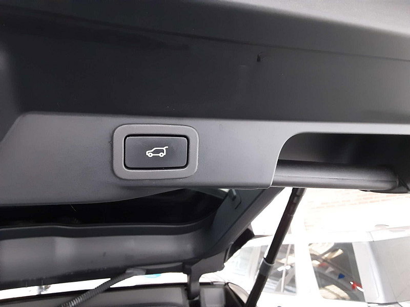 Land Rover Range Rover Sport 3.0 Range Rover Sport HSE SDV6 Auto 4WD 5dr 5dr Automatic 2026