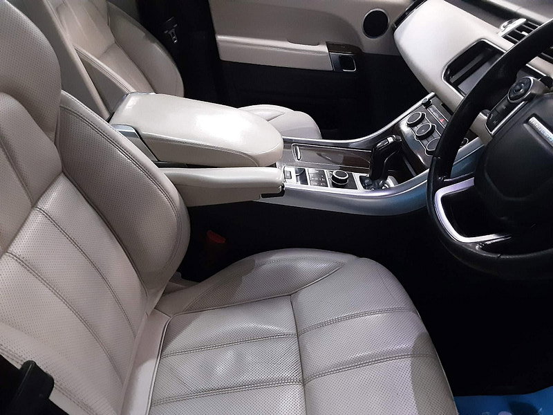 Land Rover Range Rover Sport 3.0 SD V6 HSE Auto 4WD Euro 5 (s/s) 5dr 5dr Automatic 2026