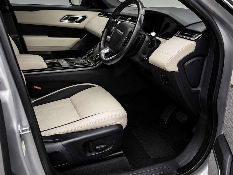 Land Rover Range Rover Velar 3.0 Range Rover Velar SE D300 Auto 4WD 5dr 5dr Automatic 2026