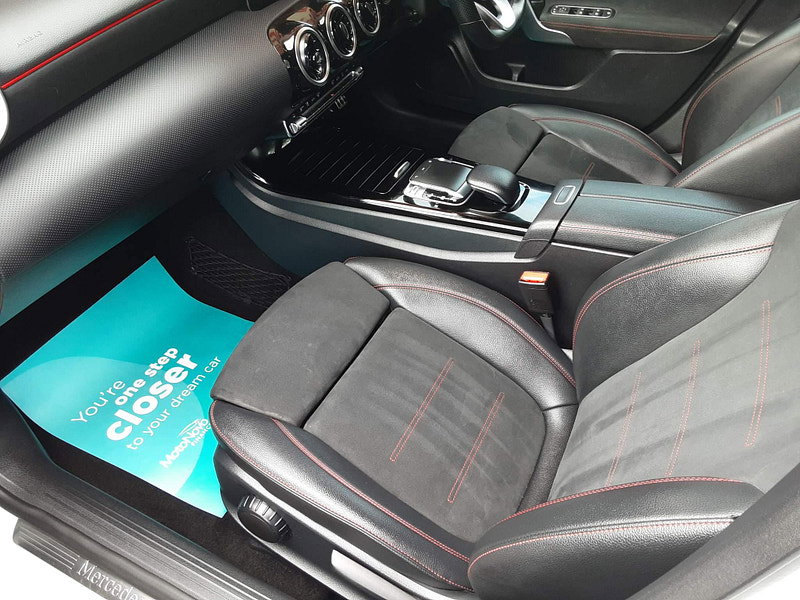 Mercedes-Benz A Class 1.5 A180d AMG Line (Executive) 7G-DCT Euro 6 (s/s) 4dr 4dr Automatic 2026