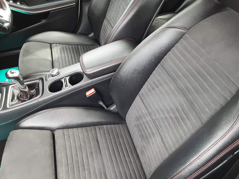 Mercedes-Benz A Class 1.5 A180d AMG Line (Executive) Euro 6 (s/s) 5dr 5dr Manual 2026