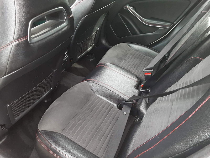 Mercedes-Benz A Class 1.5 A180d AMG Line (Executive) Euro 6 (s/s) 5dr 5dr Manual 2026
