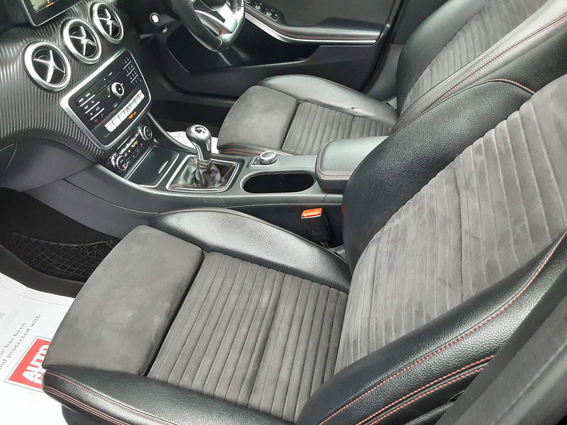 Mercedes-Benz A Class 1.5 A180d AMG Line (Premium Plus) Euro 6 (s/s) 5dr 5dr Manual 2026