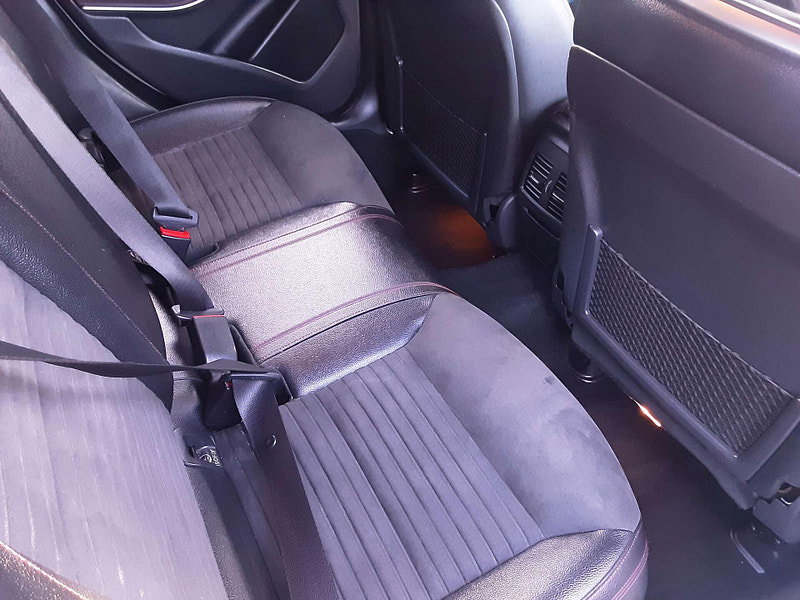 Mercedes-Benz A-CLASS 2.1 A 200 D AMG Line Executive Auto 5dr 5dr Automatic 2026