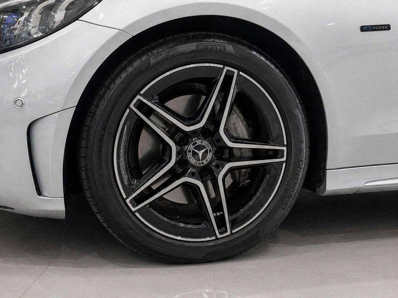 Mercedes-Benz C-Class 2.0 C 300 AMG Line Night Edition Premium+ de Auto 5dr 5dr Automatic 2026
