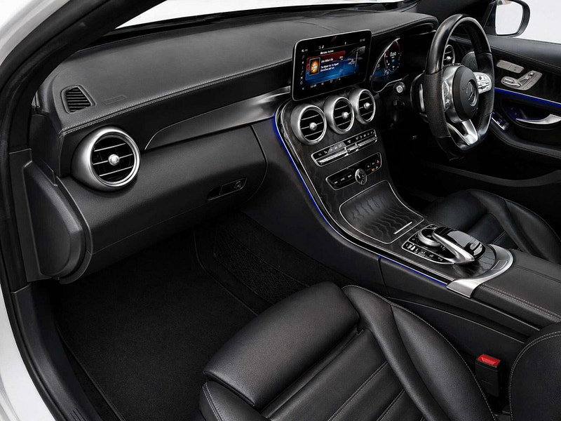 Mercedes-Benz C-Class 2.0 C 300 AMG Line Night Edition Premium+ de Auto 5dr 5dr Automatic 2026