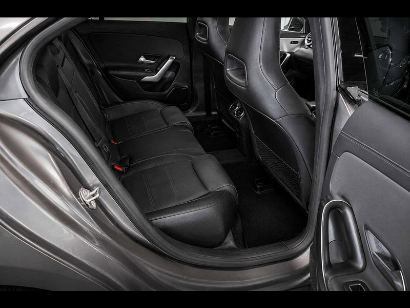 Mercedes-Benz CLA 1.3 CLA 250 AMG Line Premium E Auto 4dr 4dr Automatic 2026