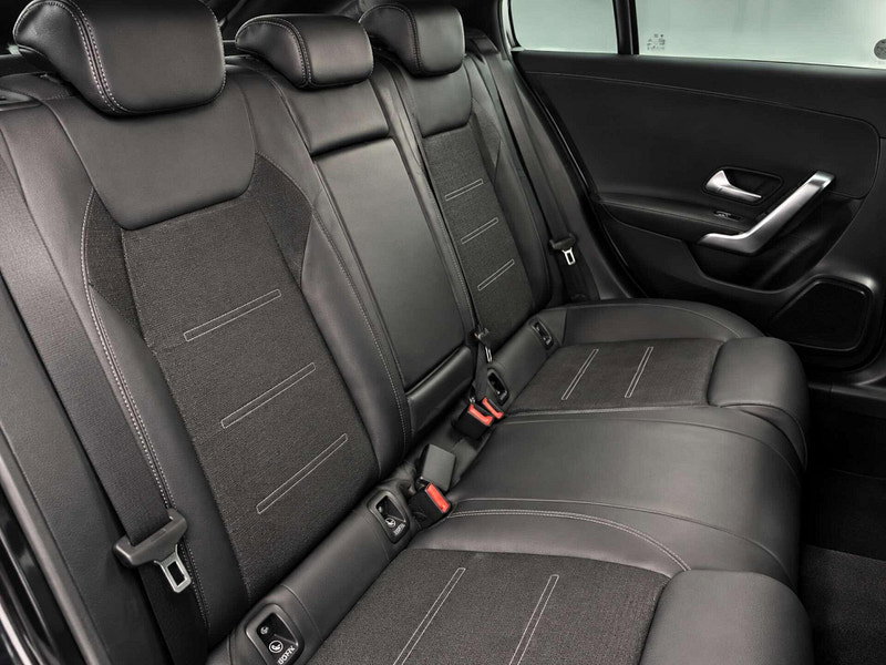 Mercedes-Benz CLA 1.3 CLA 250 AMG Line Premium+ E Auto 4dr 4dr Automatic 2026