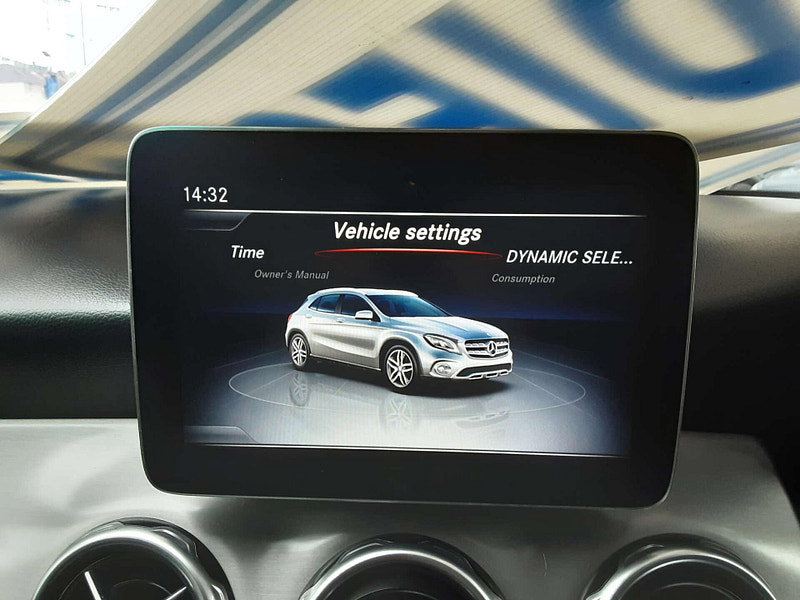 Mercedes-Benz GLA 2.1 GLA 200 AMG Line Executive D 4Matic Auto 4WD 5dr 5dr Automatic 2026