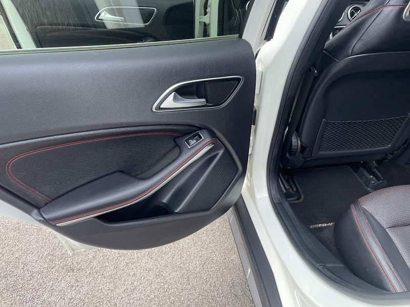 Mercedes-Benz GLA Class 2.1 GLA200d AMG Line (Premium) 7G-DCT 4MATIC Euro 6 (s/s) 5dr 5dr Automatic 2026