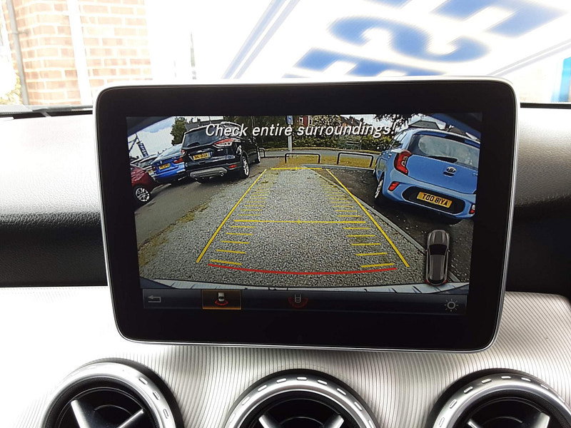Mercedes-Benz GLA Class 2.1 GLA200d Sport (Premium) Euro 6 (s/s) 5dr 5dr Manual 2026