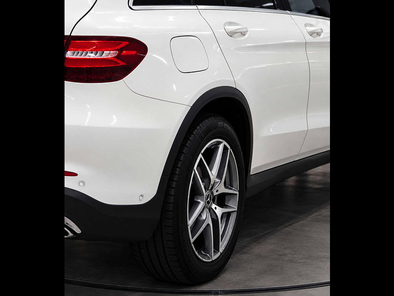 Mercedes-Benz GLC 2.0 GLC 250 AMG Line 4Matic Auto 4WD 5dr 5dr Automatic 2026