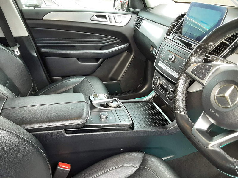 Mercedes-Benz GLE 3.0 GLE350d V6 AMG Line (Premium Plus) G-Tronic 4MATIC Euro 6 (s/s) 5dr 5dr Automatic 2026