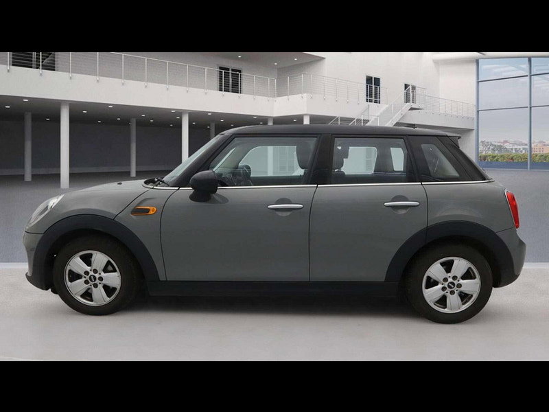MINI Hatch 1.5 Cooper 5dr 5dr Manual 2026