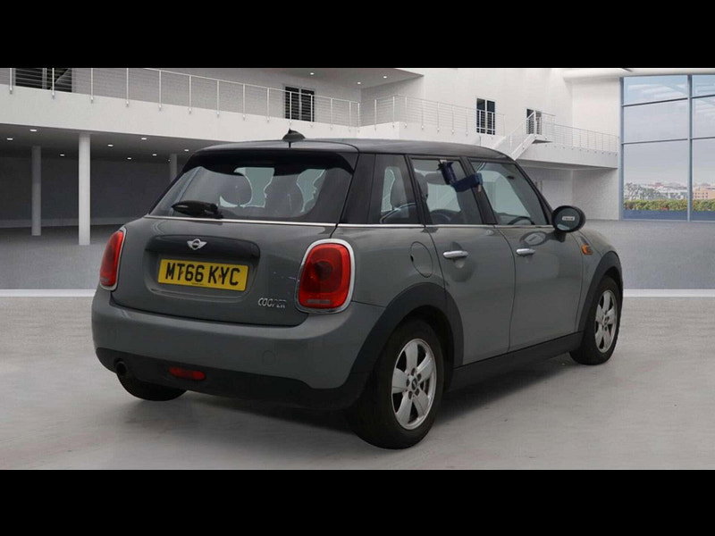 MINI Hatch 1.5 Cooper 5dr 5dr Manual 2026