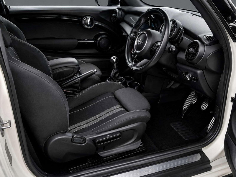 MINI Hatch 1.5 Cooper Sport 3dr 3dr Manual 2026