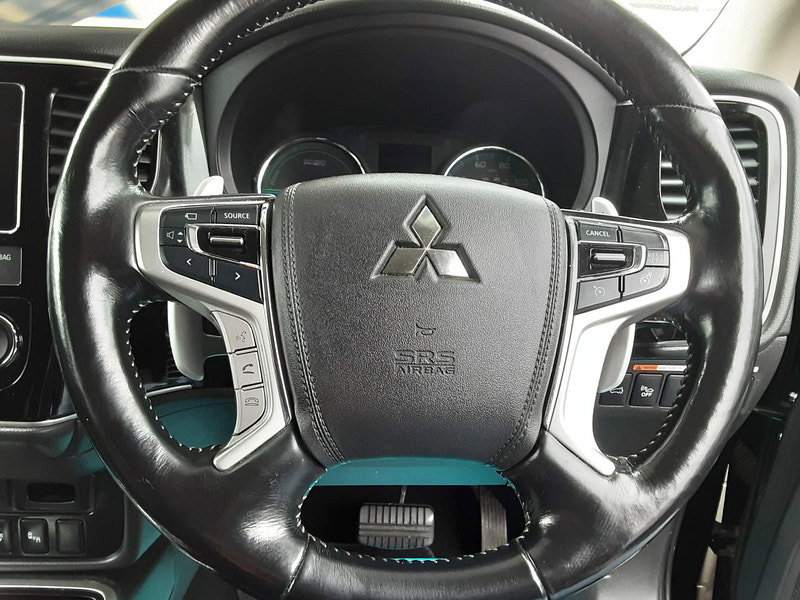 Mitsubishi Outlander 2.0h 12kWh 4h CVT 4WD Euro 6 (s/s) 5dr 5dr Automatic 2026