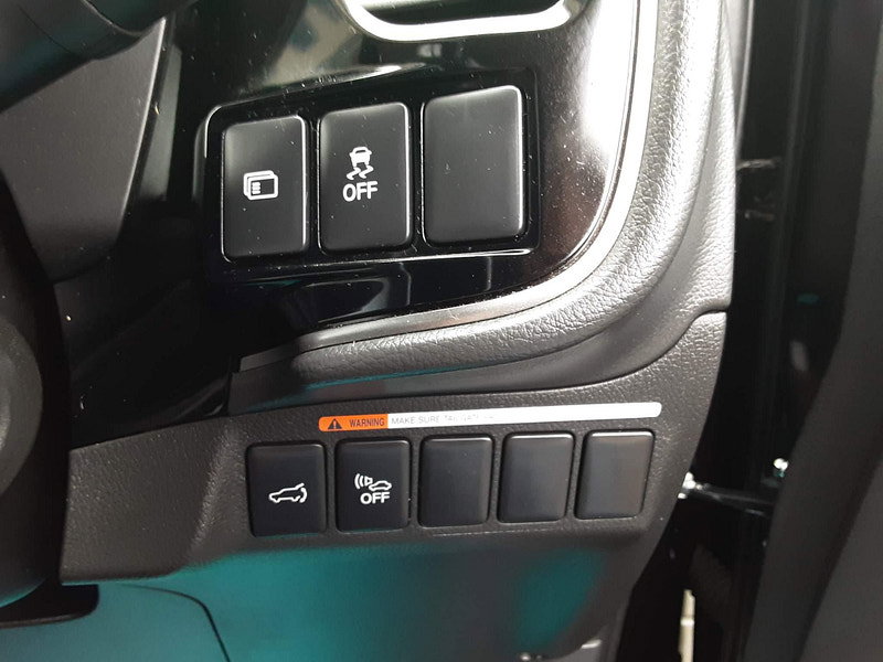 Mitsubishi Outlander 2.0h 12kWh 4h CVT 4WD Euro 6 (s/s) 5dr 5dr Automatic 2026