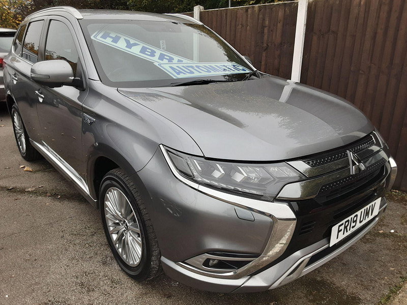 Mitsubishi Outlander 2.4h TwinMotor 13.8kWh 4h CVT 4WD Euro 6 (s/s) 5dr 5dr Automatic 2026