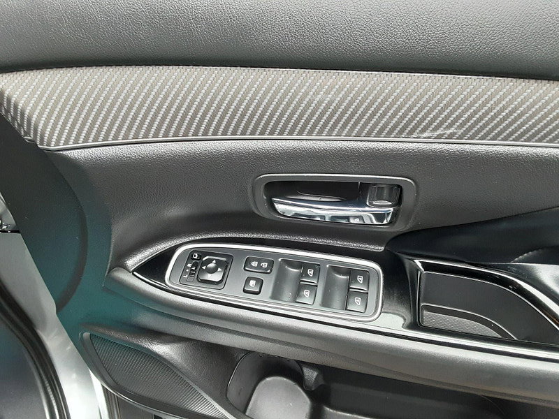Mitsubishi Outlander 2.4h TwinMotor 13.8kWh 4h CVT 4WD Euro 6 (s/s) 5dr 5dr Automatic 2026